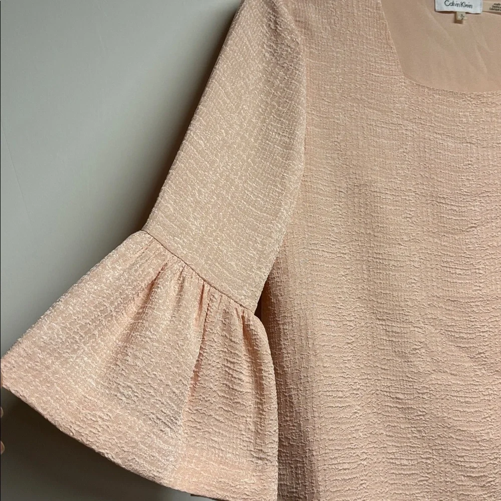 Calvin Klein Blush Textured Top - Picture 2 of 4